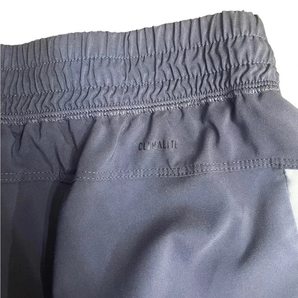 Adidas Climalite Women’s Purple Athletic Shorts Purple and White size Large - Picture 5 of 10